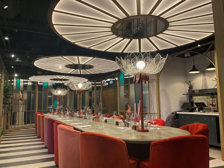 rosarium bar and restaurant lighting